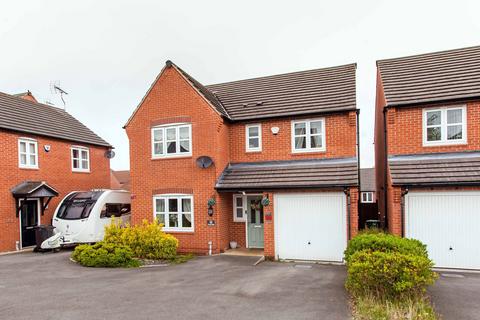 4 bedroom detached house for sale, Church Street, Clowne, S43