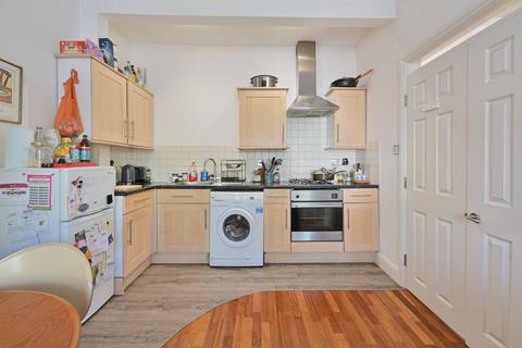2 bedroom flat for sale, East Dulwich Grove, East Dulwich, London, SE22