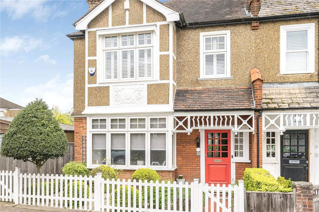Holligrave Road, Bromley, Kent, BR1 4 bed semidetached house £1,000,000
