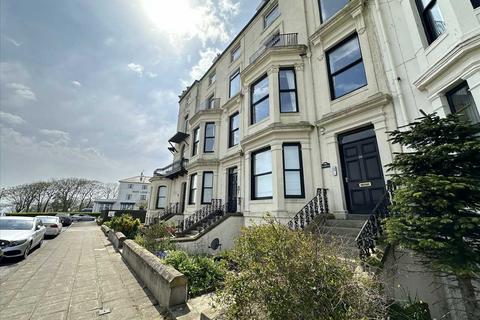 3 bedroom apartment for sale, The Crescent, Filey