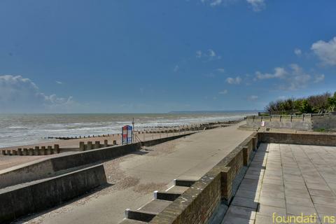 Chalet for sale, South Cliff, Bexhill-on-Sea, TN39