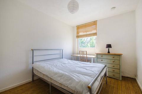 3 bedroom flat to rent, Dickens Estate, Bermondsey, London, SE16
