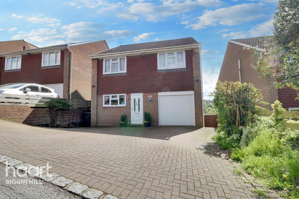 Mount Pleasant, Biggin Hill 4 bed detached house for sale £600,000