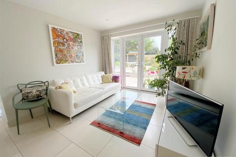 Moonstone Exton Lane, Exton, Exeter, EX3 0PN