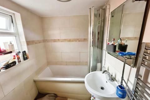7 bedroom terraced house to rent, Kingswood Road, Manchester, Greater Manchester, M14