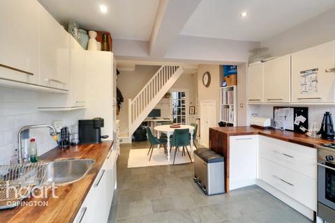 2 bedroom terraced house for sale, Chislehurst Road, Orpington