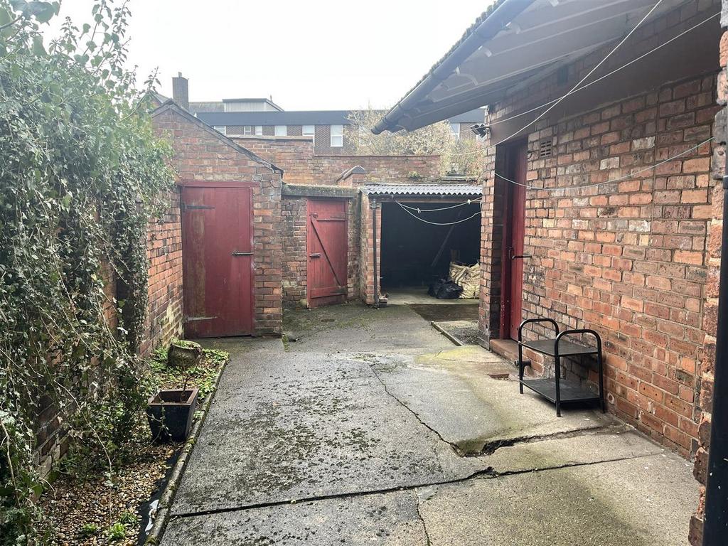 Shared rear yard