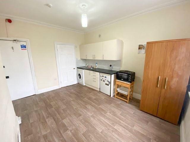 FF Studio Flat