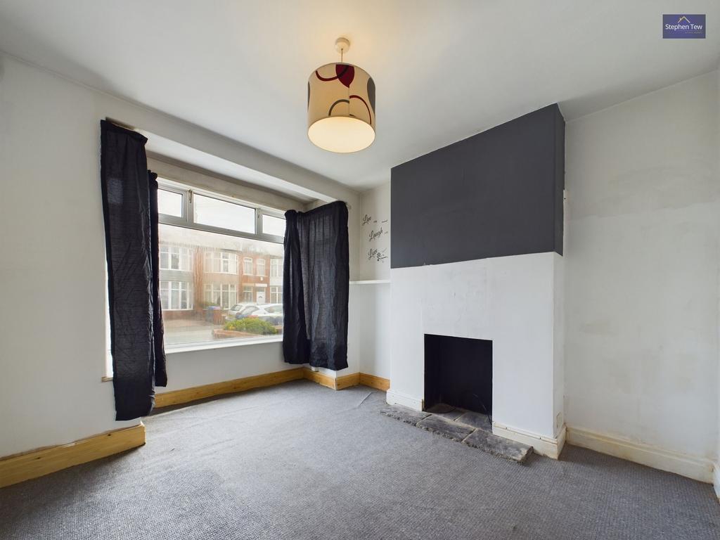 Barclay Avenue, Blackpool, FY4 3 bed terraced house for sale £110,000