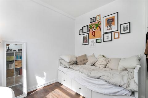 2 bedroom apartment for sale, Beaumont Court, Upper Clapton Road, London, E5