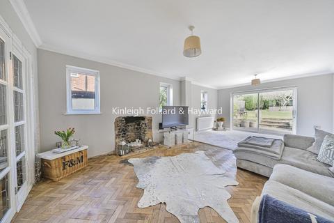 4 bedroom detached house for sale, Kevington Drive, Chislehurst