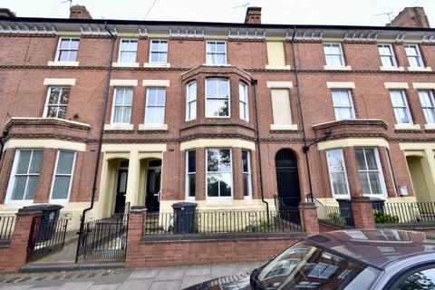 7 bedroom terraced house for sale, Highfield Street, Highfields, Leicester, LE2