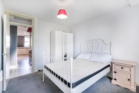 2 bedroom apartment to rent, Elsham Road Kensington W14