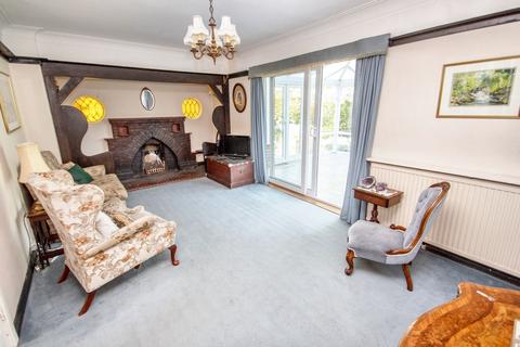 94 Claygate Lane, Esher, KT10 0BJ