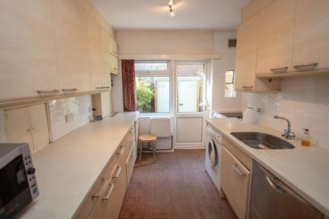 94 Claygate Lane, Esher, KT10 0BJ