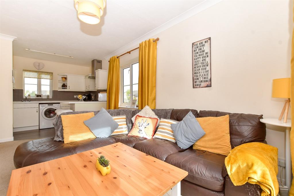 Kitchen / Lounge