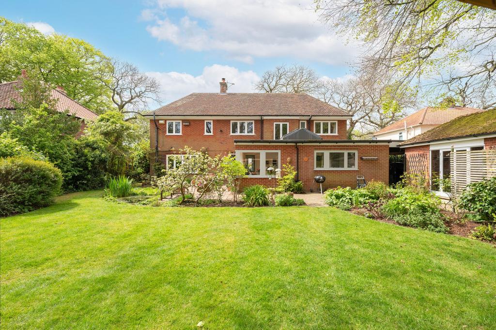 Thunder Lane, Norwich 4 bed detached house for sale £750,000