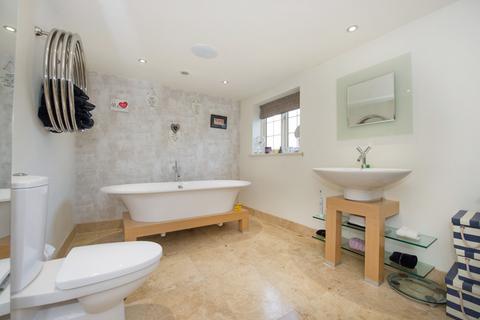 5 bedroom detached house to rent, Main Street, Great Ouseburn, York, North Yorkshire