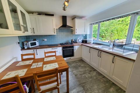 3 bedroom end of terrace house for sale, Cornforth Road, Calmore SO40