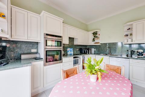 4 bedroom maisonette for sale, Crowstone Road, Westcliff-on-sea, SS0