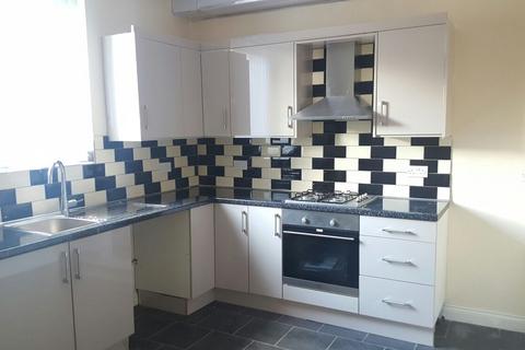 3 bedroom flat to rent, East Park Road, Leicester, LE5