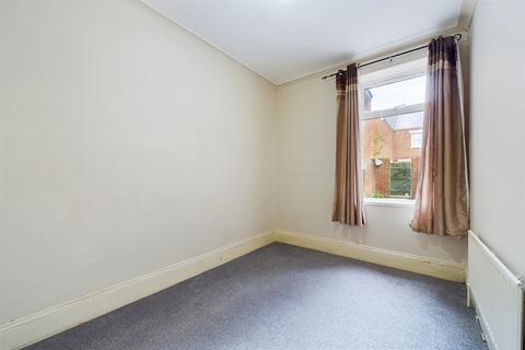 2 bedroom property to rent, Stanhope Road, South Shields