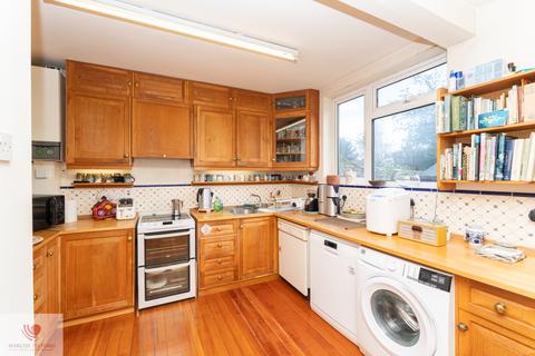 3 bedroom detached house for sale, Borough Road, Isleworth TW7