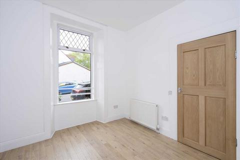 2 bedroom apartment to rent, 23 Griffiths Street