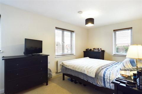2 bedroom apartment for sale, Graham Court, Theale, Reading, Berks, RG7
