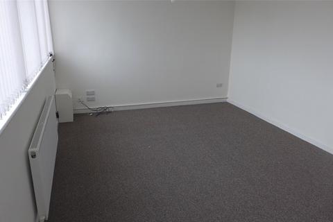 3 bedroom apartment to rent, Brownshill Green Road, Coundon, Coventry, CV6