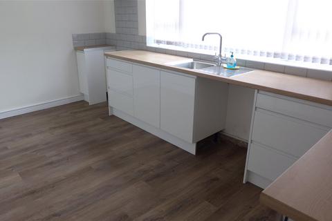 3 bedroom apartment to rent, Brownshill Green Road, Coundon, Coventry, CV6