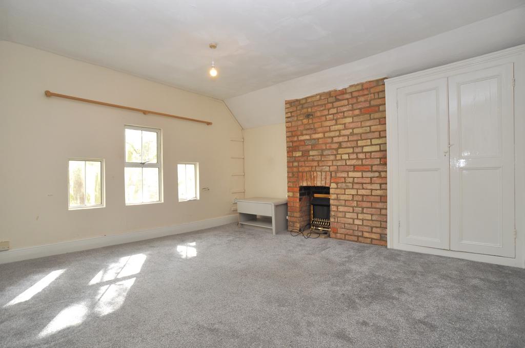 Warwick Avenue, Bedford, MK40 1 bed flat to rent £770 pcm (£178 pw)