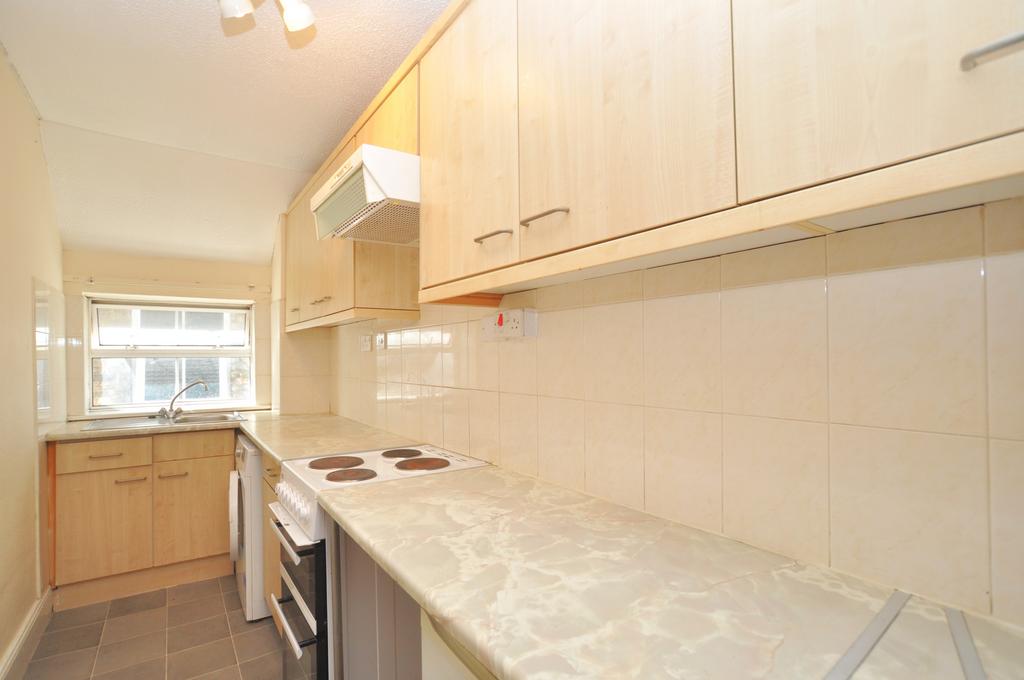 Warwick Avenue, Bedford, MK40 1 bed flat to rent £770 pcm (£178 pw)