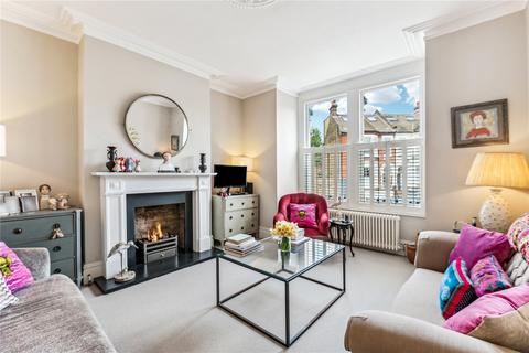 127 Ravenslea Road, London, SW12 8RT