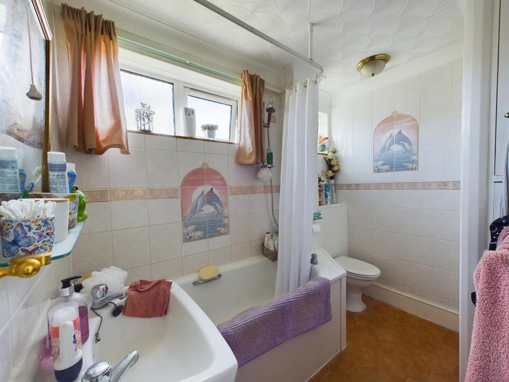 Redlands Lane, Fareham PO16 1 bed flat £750 pcm (£173 pw)
