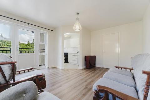 2 bedroom flat for sale, Windmill Road, W5