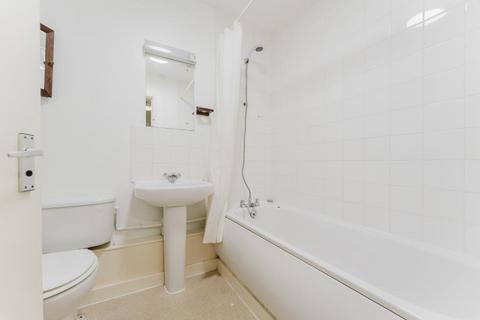 2 bedroom flat for sale, Windmill Road, W5
