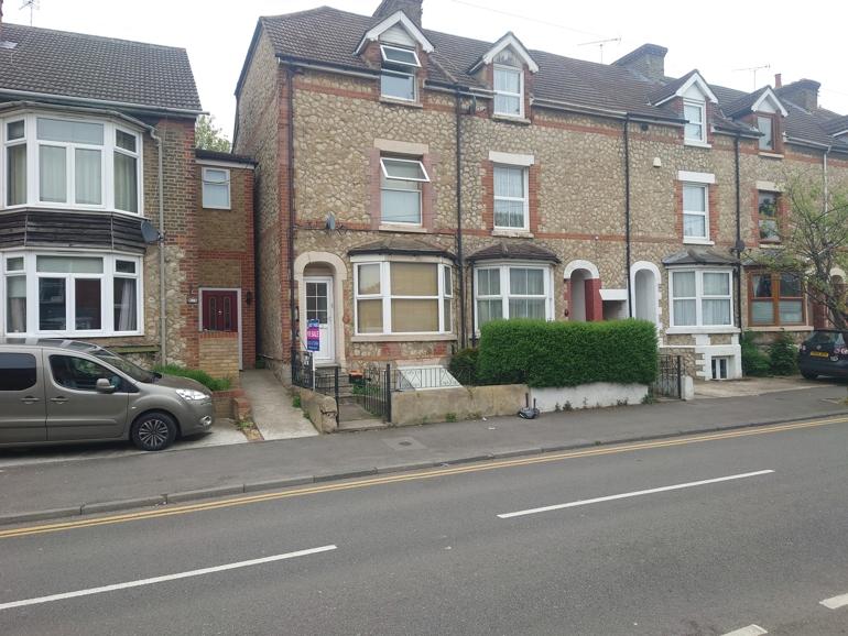 Holland Road, Maidstone, Kent, ME14 1UN 4 bed end of terrace house for