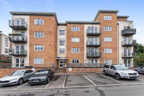 1 bedroom flat to rent, St Hughs Avenue, High Wycombe HP13
