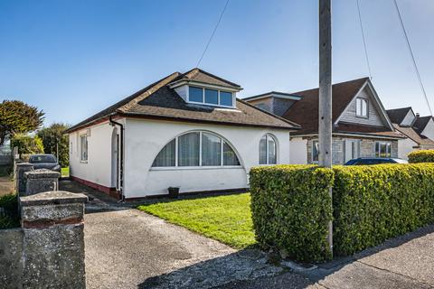 3 Beech Avenue, Bracklesham Bay, Chichester, PO20 8HU