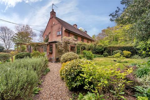 3 bedroom semi-detached house for sale, Wokefield Green, Mortimer RG7