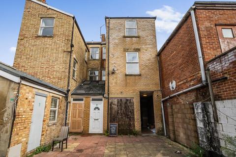 5 bedroom maisonette to rent, Cowley Road,  Student 5 bedroom 2025,  OX4