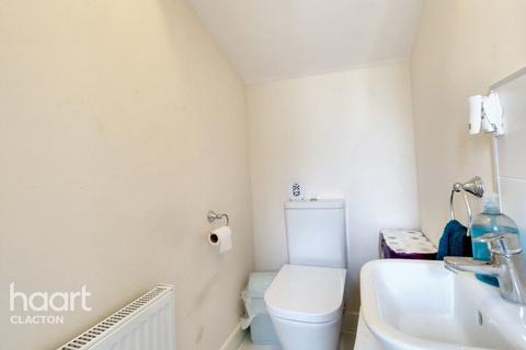 2 bedroom terraced house for sale, Cross Road, Clacton-On-Sea