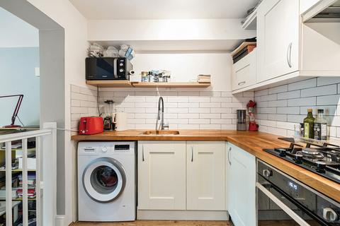 1 bedroom apartment for sale, Wellmeadow Road, London