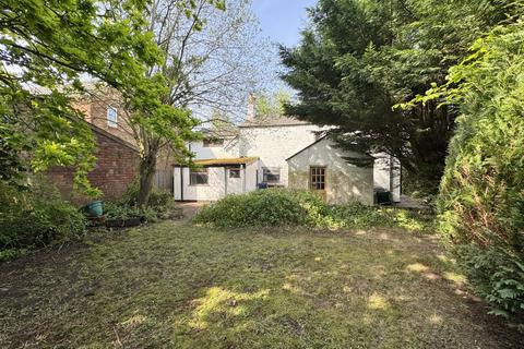 137 Cop Lane, Penwortham, Preston, PR1 9AE