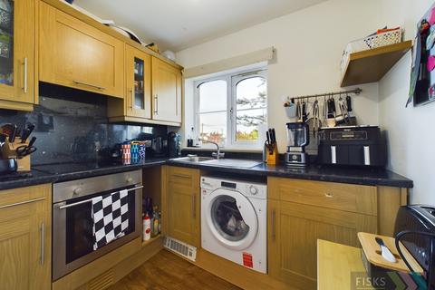 2 bedroom apartment for sale, Linden Way, Canvey Island, SS8