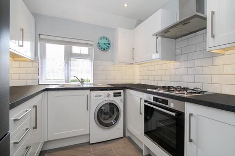 29 Barnfield, Iver, SL0 0AL