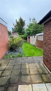 3 bedroom semi-detached house to rent, London NW2