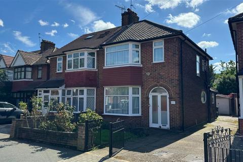 3 bedroom semi-detached house to rent, London NW2