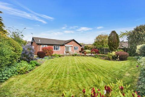 3 bedroom detached bungalow for sale, Willow Holt, Lowdham